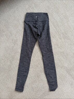 Women’s High-Waist Heathered Gray Leggings